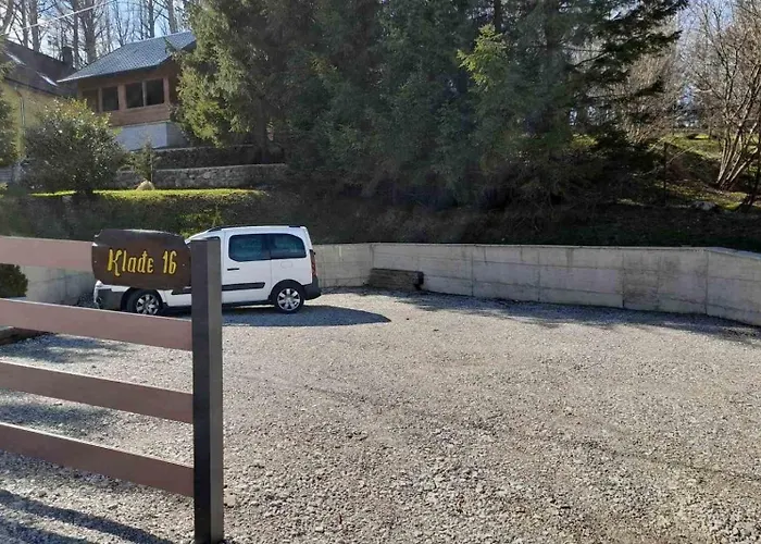 With Parking Space Fuzine, Gorski Kotar - 20934 弗济内